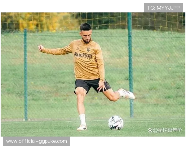 法甲第15轮：朗斯守住榜首，巴黎紧追，欧塞尔跳出降级区